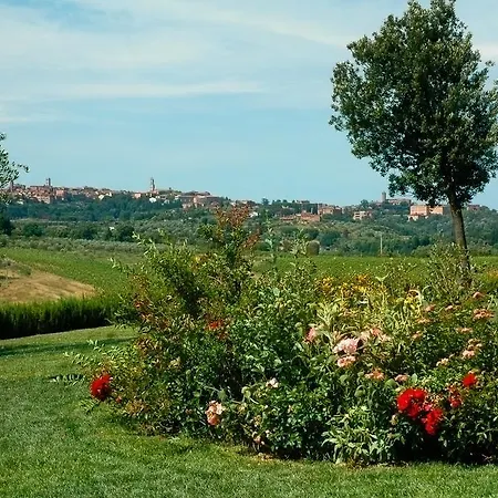 Aia Mattonata Relais 3*