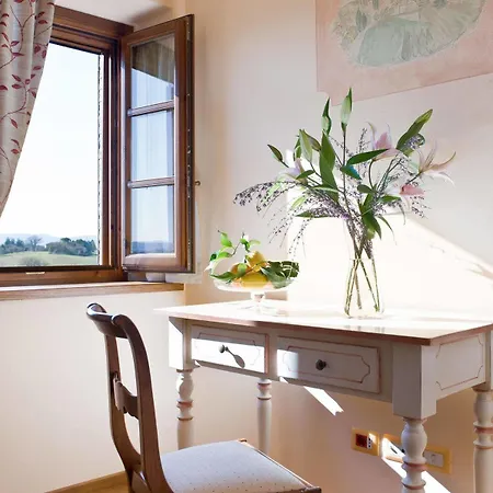 Bed & Breakfast Aia Mattonata Relais Siena